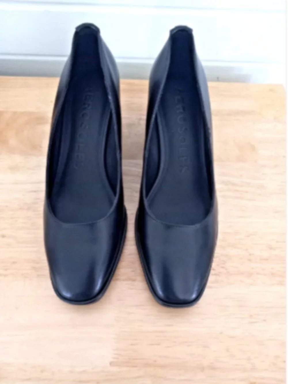 AEROSOLES aurora women